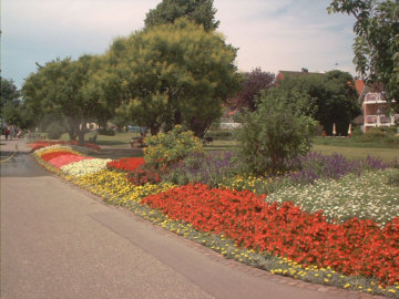 Uferpromenade 360